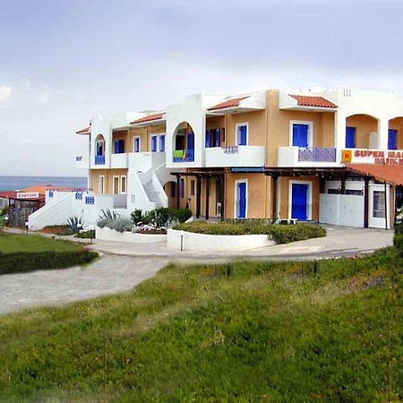 Mike'S Beach Apartments & Studios Anissaras Exterior photo
