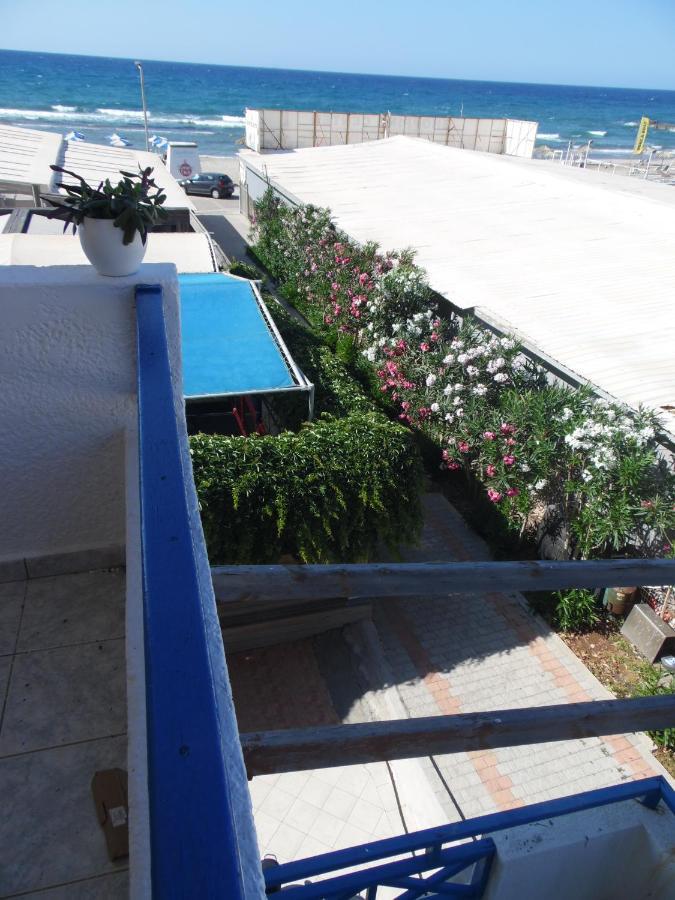 Mike'S Beach Apartments & Studios Anissaras Exterior photo