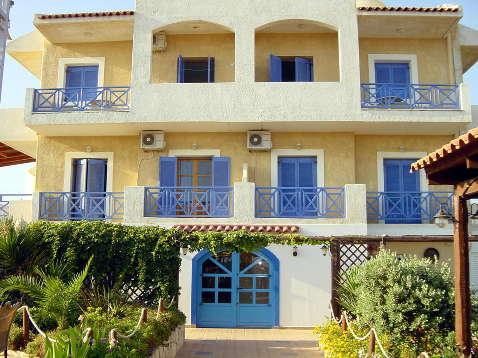 Mike'S Beach Apartments & Studios Anissaras Exterior photo